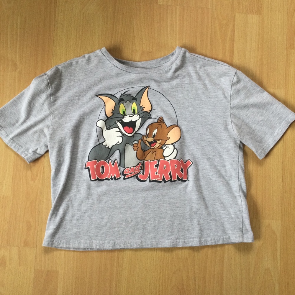 Tom and Jerry Medium Cropped T-shirt
